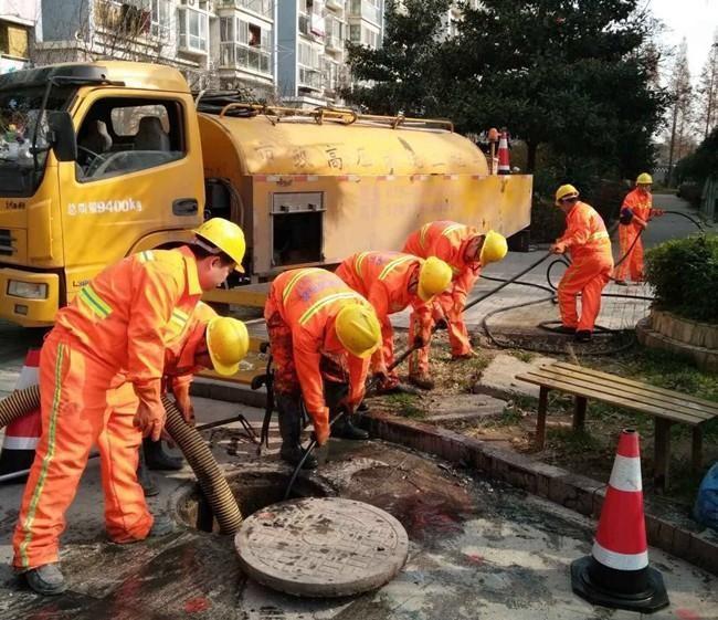 南城街道市政管道清淤