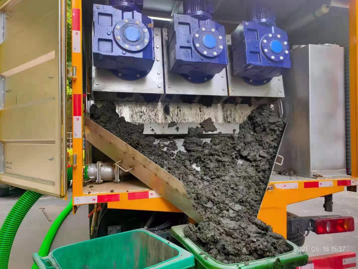 南城街道化粪池清掏城市维护站-泥浆净化干湿分离处理